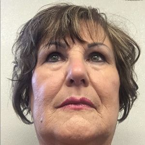 Meet your Posher, Delores